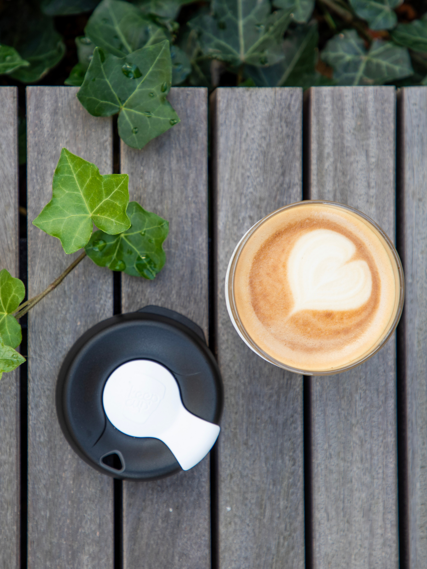 Kaffekop i glas med WWF logo