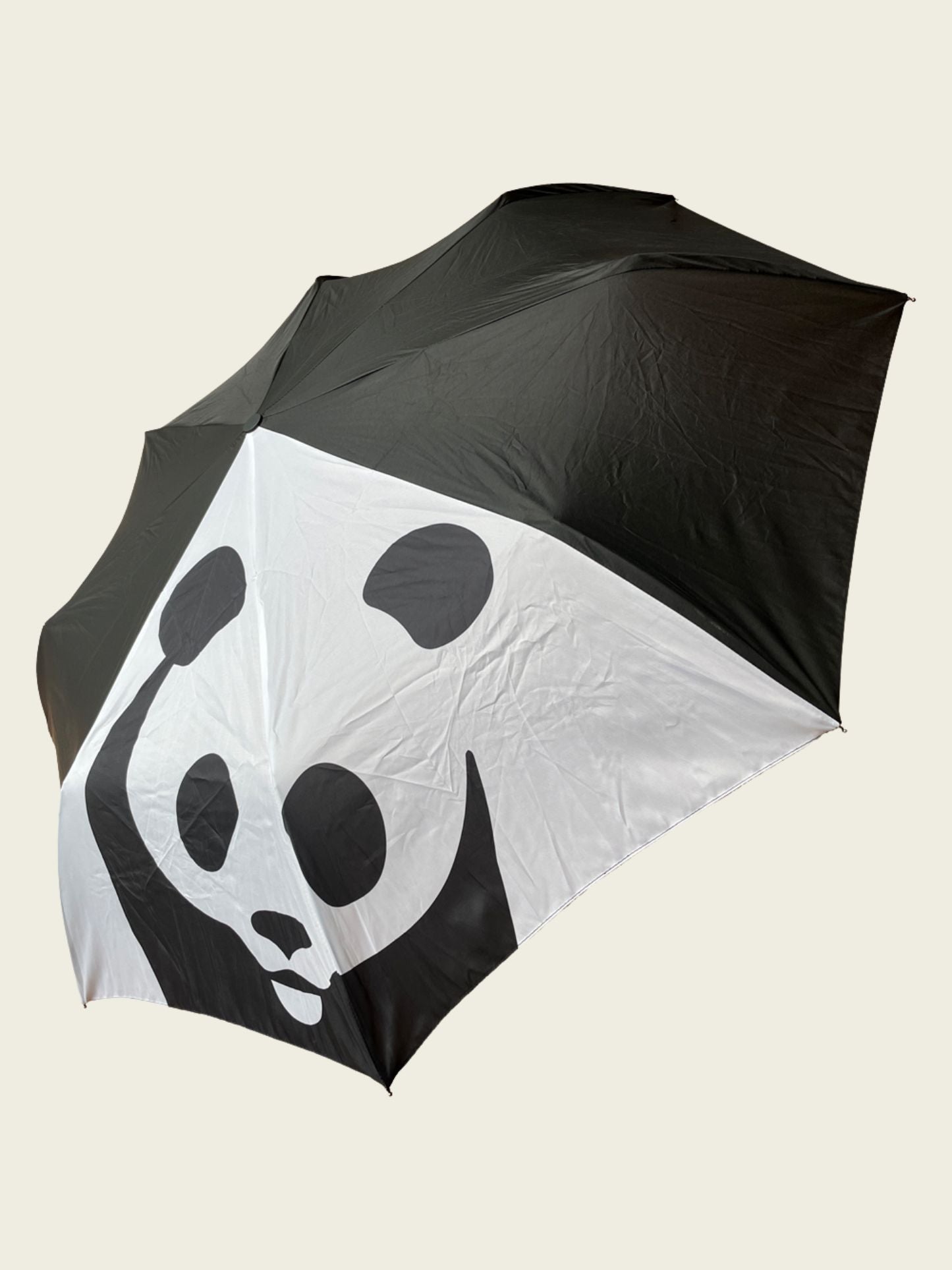 Taskeparaply med panda